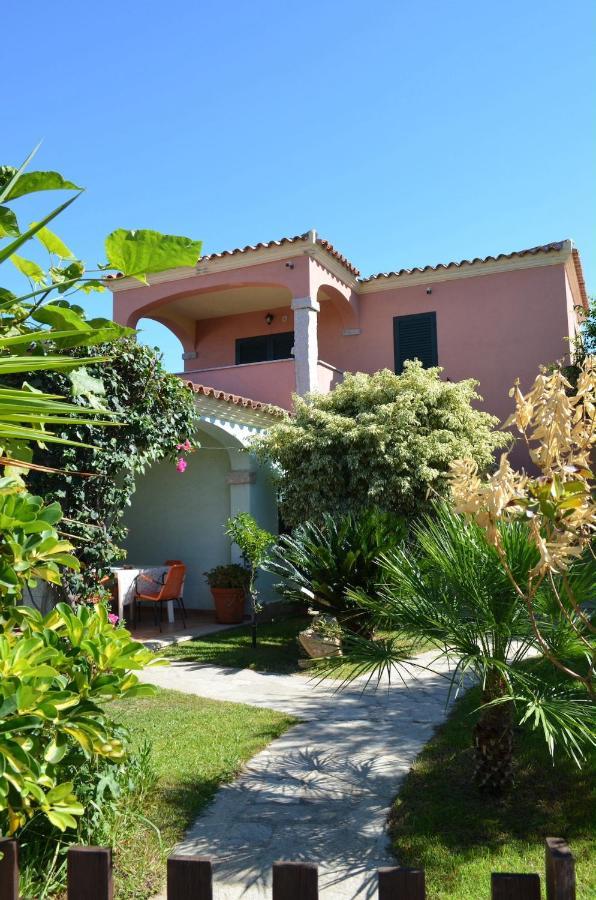 Iss Travel, La Padula - Apartments With Private Veranda And Parking San Teodoro  Exterior foto